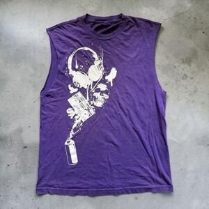 Carbon Mens Purple Graphic Muscle Tank Top Skull Boombox Spray Can Size L Y2K
